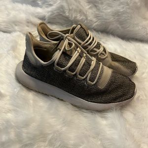 Size 9 Adidas Tubular Shadow